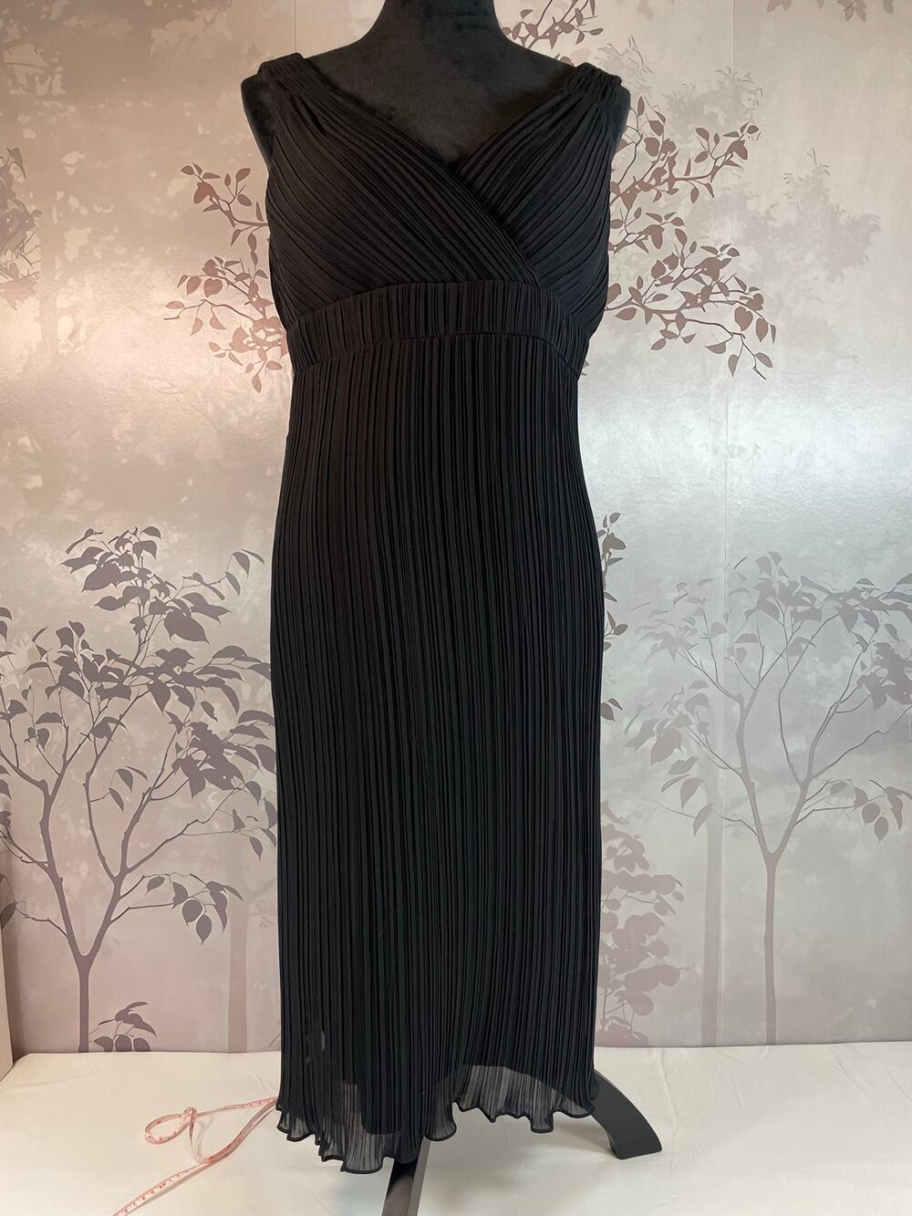 Evan-Picone Pleated V-Neck Cocktail Dress NWT Black 8 LBD Evening Party